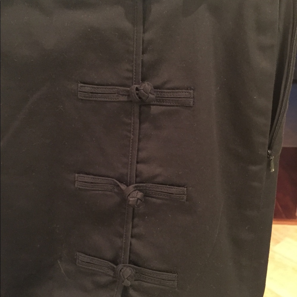 Banana Republic black skirt size 2